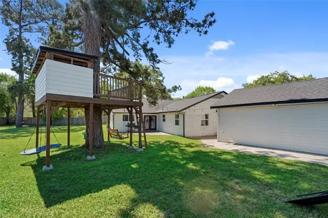 102 Enchanted Oaks Court Spring TX 77388