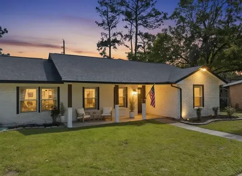 102 Enchanted Oaks Court Spring TX 77388