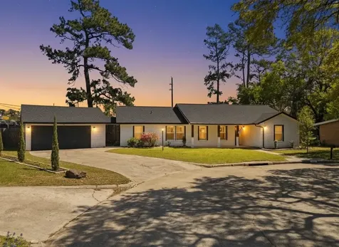 102 Enchanted Oaks Court Spring TX 77388