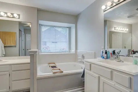 1611 Falcon Ridge Boulevard Friendswood TX 77546