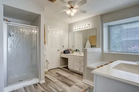 1611 Falcon Ridge Boulevard Friendswood TX 77546