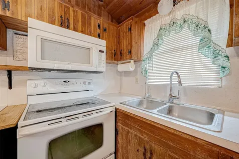 15932 Fm 442 Road Needville TX 77461