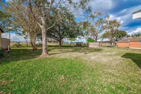 15932 Fm 442 Road Needville TX 77461