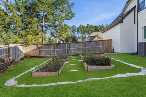 318 Calmato Woods Way Willis TX 77318