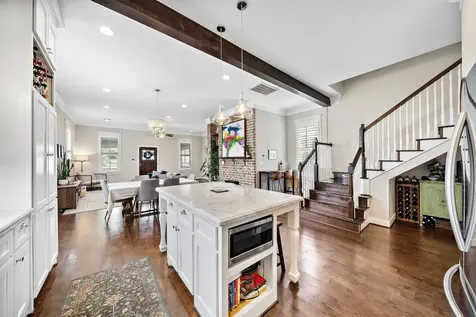 1811 Shearn Street Houston TX 77007