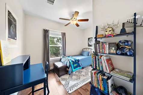 1811 Shearn Street Houston TX 77007