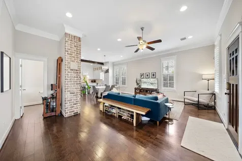 1811 Shearn Street Houston TX 77007