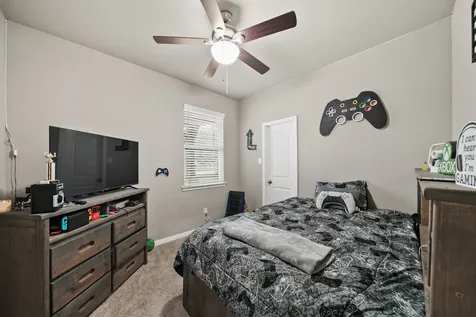 227 Forest Park Drive West Columbia TX 77486