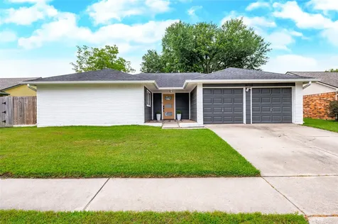 16710 Nina Drive Friendswood TX 77546