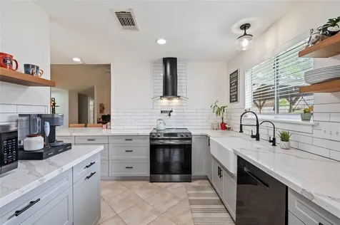 16710 Nina Drive Friendswood TX 77546