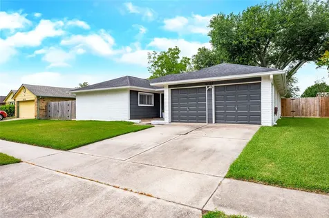 16710 Nina Drive Friendswood TX 77546