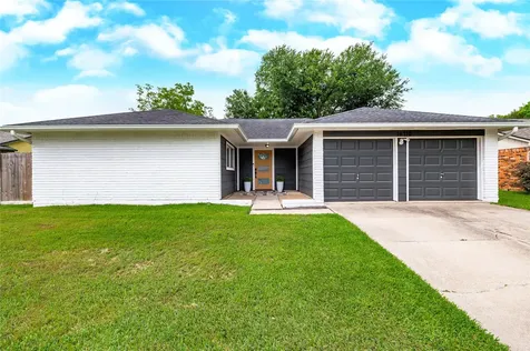 16710 Nina Drive Friendswood TX 77546