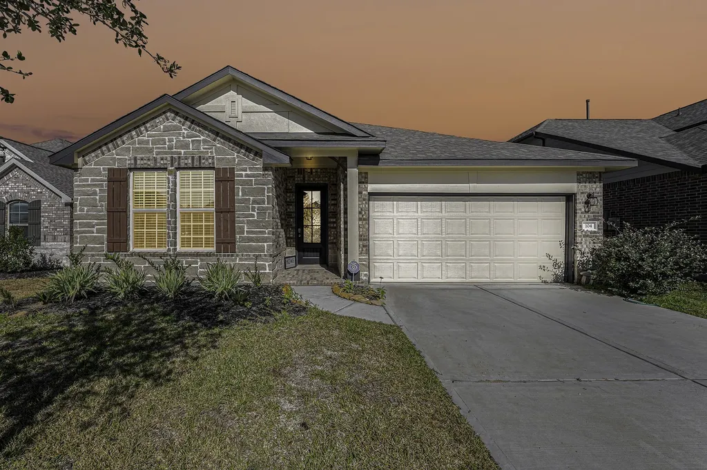 104 Sea Glass Cove Katy TX 77493