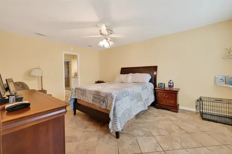 14902 Bacons Castle Lane Houston TX 77084