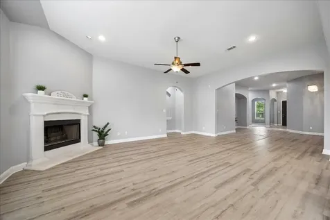 2115 Summer Gardens Lane Katy TX 77493