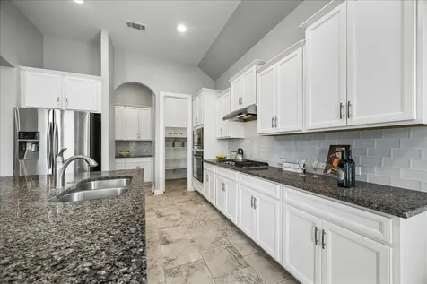 2115 Summer Gardens Lane Katy TX 77493