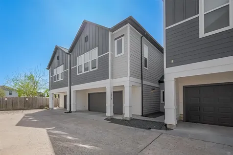 2518 Terry Street Houston TX 77009