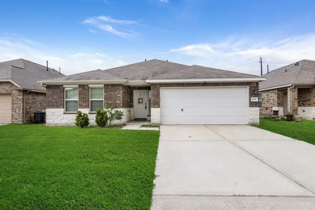 9115 Georgio Drive Houston TX 77044