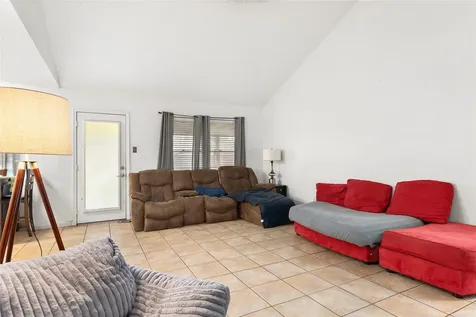 1818 New Orleans Street Deer Park TX 77536