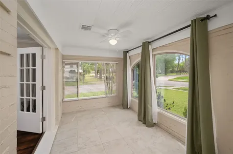 6673 Sylvan Road Houston TX 77023
