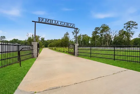 1165 Fm 1725 Road Cleveland TX 77328