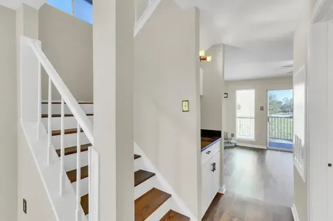 18617 Egret Bay Boulevard 1119 Webster TX 77058