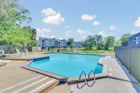 18617 Egret Bay Boulevard 1119 Webster TX 77058