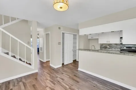 18617 Egret Bay Boulevard 1119 Webster TX 77058