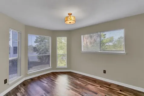 18617 Egret Bay Boulevard 1119 Webster TX 77058