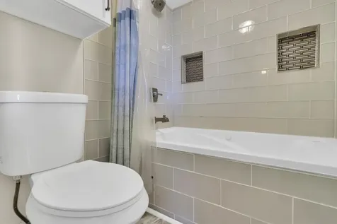18617 Egret Bay Boulevard 1119 Webster TX 77058