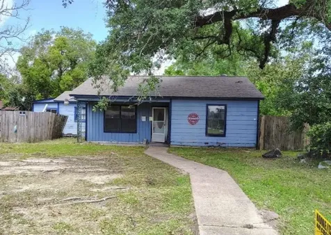 2241 Cross Lane Orange TX 77630