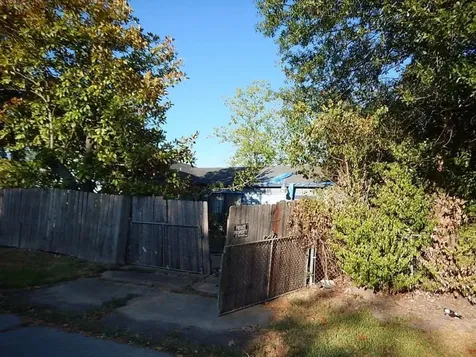 2241 Cross Lane Orange TX 77630