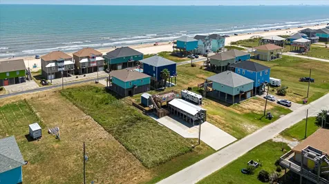 1126 Gulfview Lane Crystal Beach TX 77650