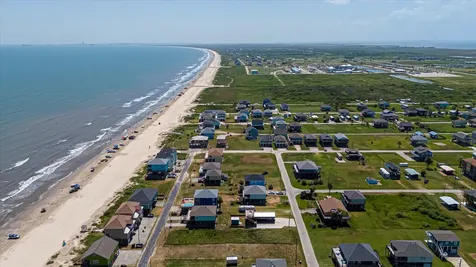 1126 Gulfview Lane Crystal Beach TX 77650