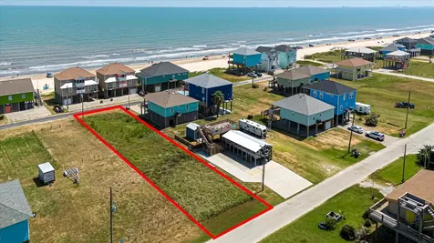 1126 Gulfview Lane Crystal Beach TX 77650