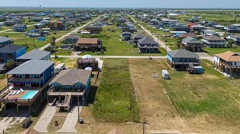 1126 Gulfview Lane Crystal Beach TX 77650