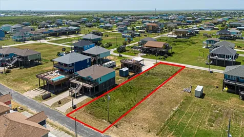 1126 Gulfview Lane Crystal Beach TX 77650