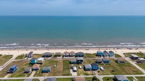 1126 Gulfview Lane Crystal Beach TX 77650