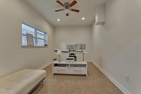 18 Wyckham Circle The Woodlands TX 77382