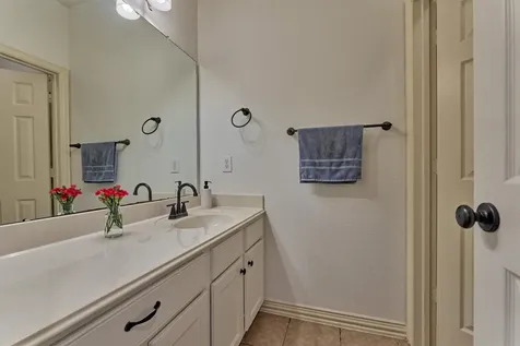 18 Wyckham Circle The Woodlands TX 77382
