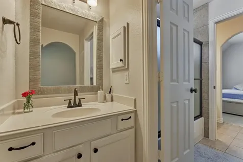 18 Wyckham Circle The Woodlands TX 77382