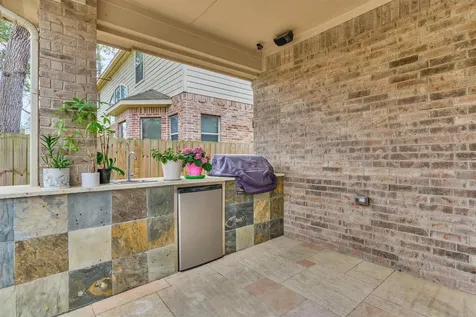 18 Wyckham Circle The Woodlands TX 77382