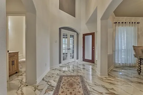 18 Wyckham Circle The Woodlands TX 77382