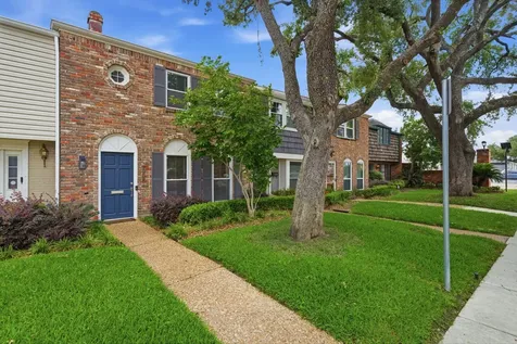 2505 Briar Ridge Drive 50 Houston TX 77057