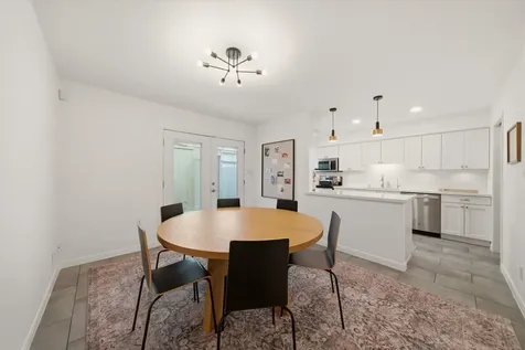 2505 Briar Ridge Drive 50 Houston TX 77057