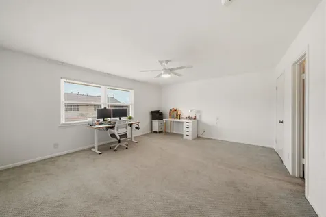 2505 Briar Ridge Drive 50 Houston TX 77057