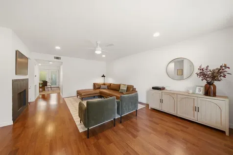 2505 Briar Ridge Drive 50 Houston TX 77057