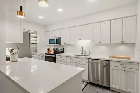 2505 Briar Ridge Drive 50 Houston TX 77057