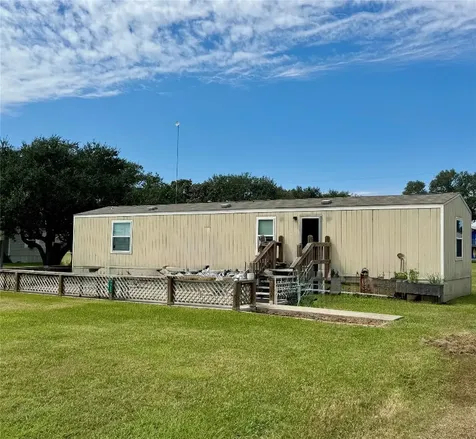 1535 Bayview Drive Palacios TX 77465