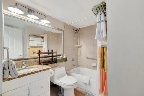 6102 Seawall Boulevard 120 Galveston TX 77551
